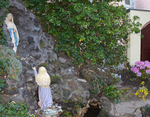 Lourdesgrotte Reslhaus